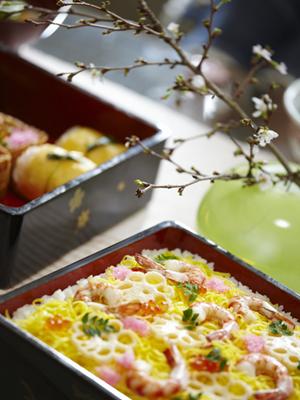 ホストクラブは低額でも遊ぶことができる